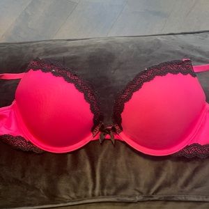 La senza bra hot pink